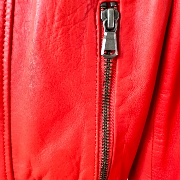 Danier: Leather Bomber Jacket - Size 2XS - Picture 11 of 13
